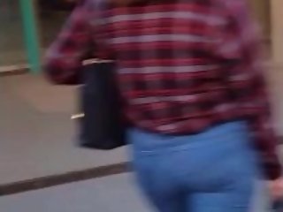 French teen candid ass in tight jeans
