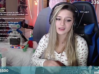 Katerino sings the moon song - 1 hour