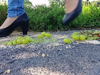 Grapes crush